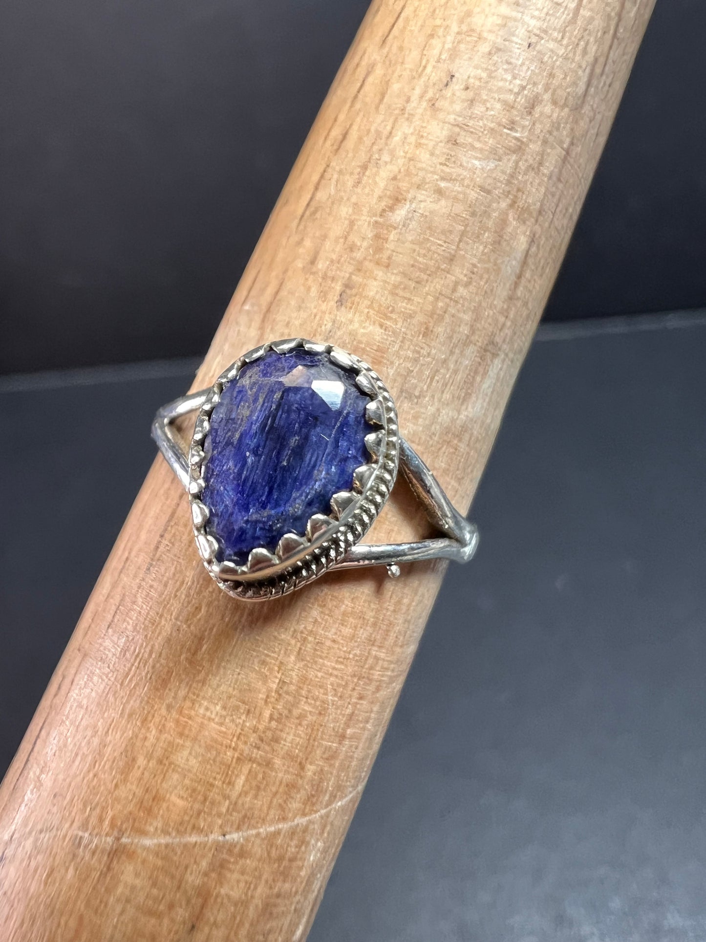 Blue kyanite sterling silver teardrop ring size 5