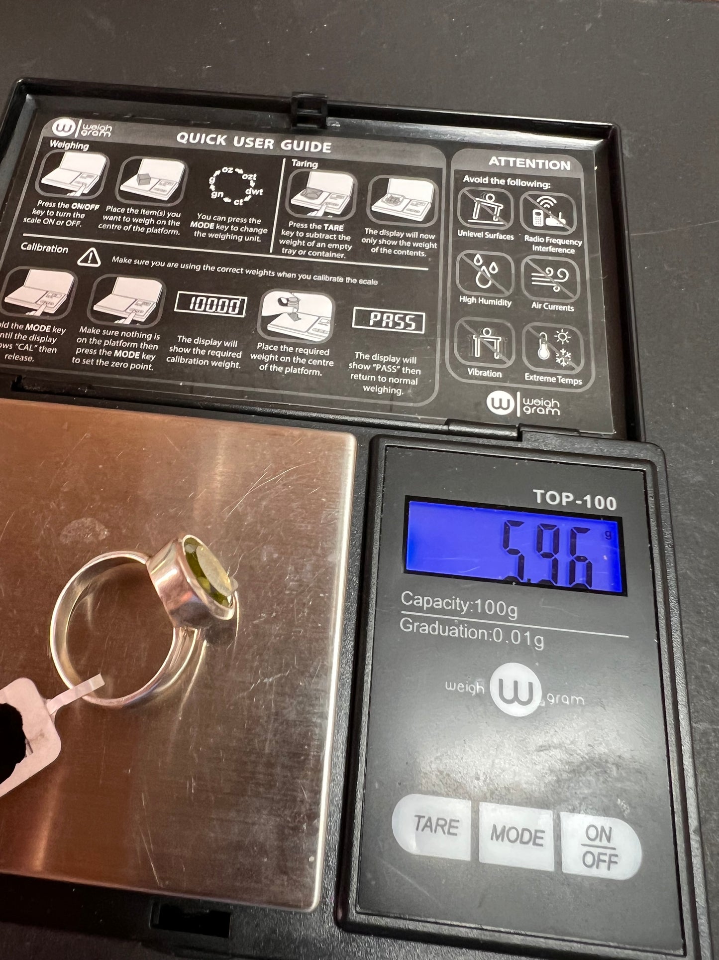 NEW size 7.5 peridot oval cut gemstone sterling silver ring 5.96 grams