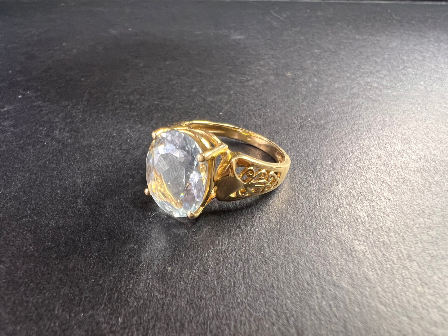 Vintage 14K Gold Aquamarine Solitaire Ring Filigree Statement Size 7