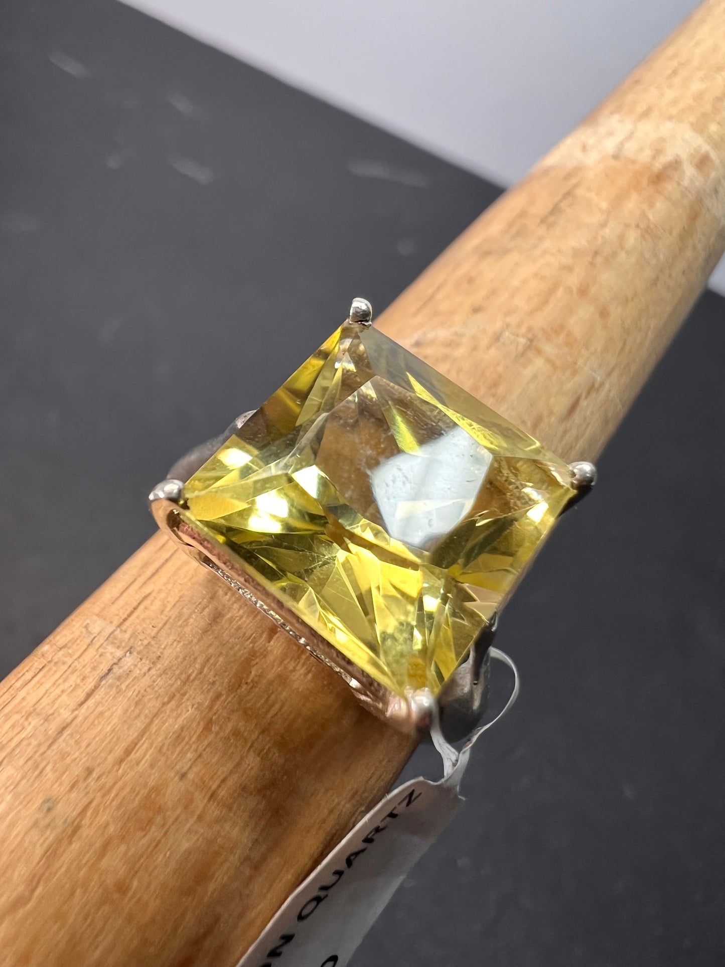 NEW size 7 Princess cut lemon quartz sterling silver ring 5.35 grams