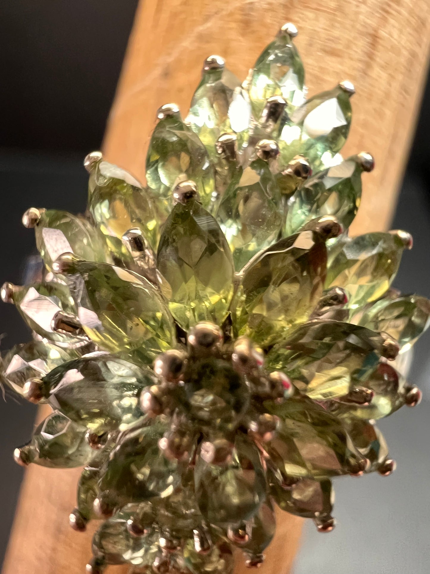 NEW Green apatite floral spray ring in rhodium over sterling silver size 7