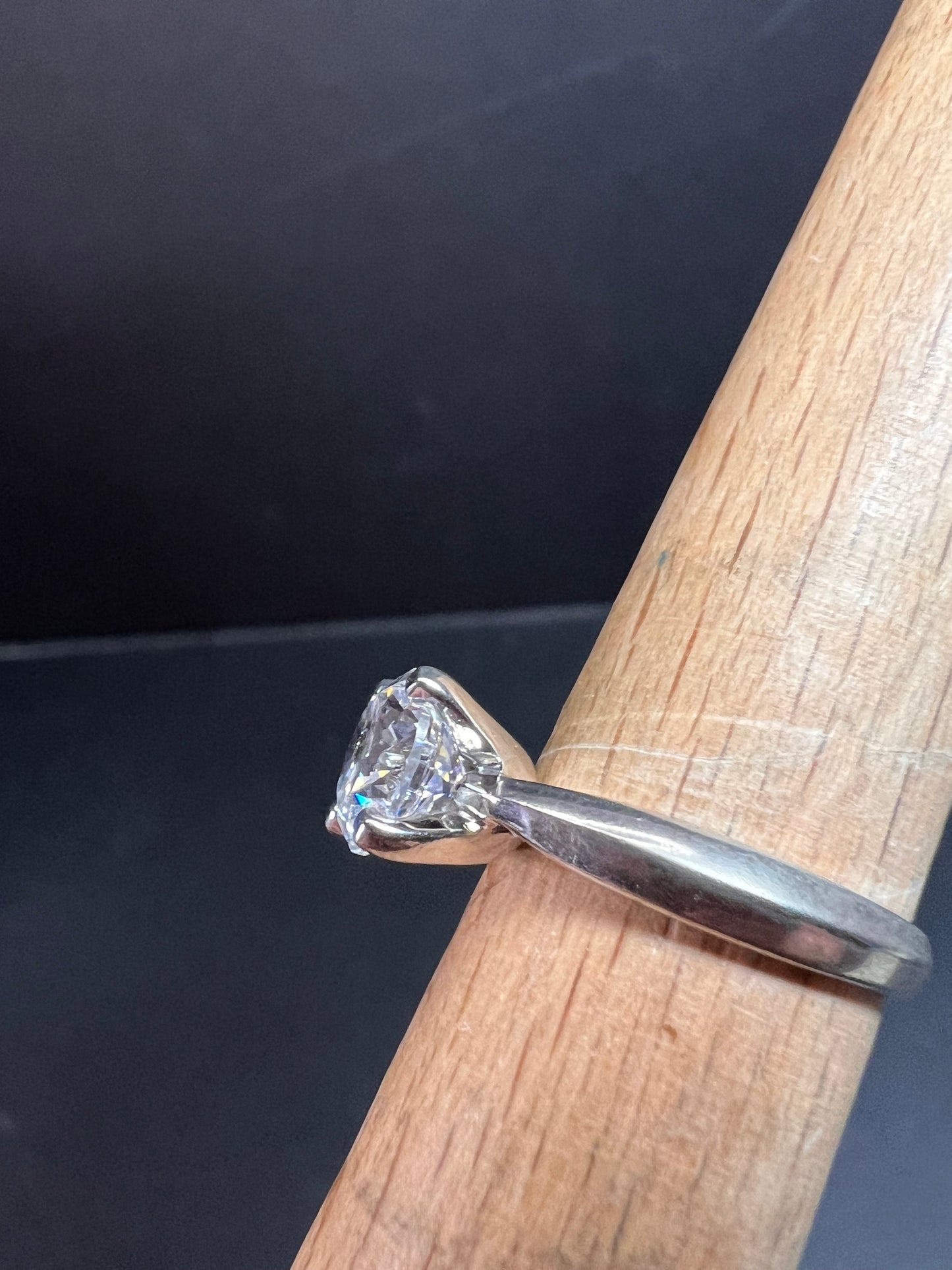 Vintage CZ solitaire sterling silver ring size 7