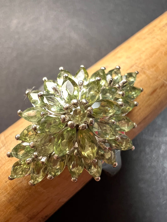 NEW Green apatite floral spray ring in rhodium over sterling silver size 7