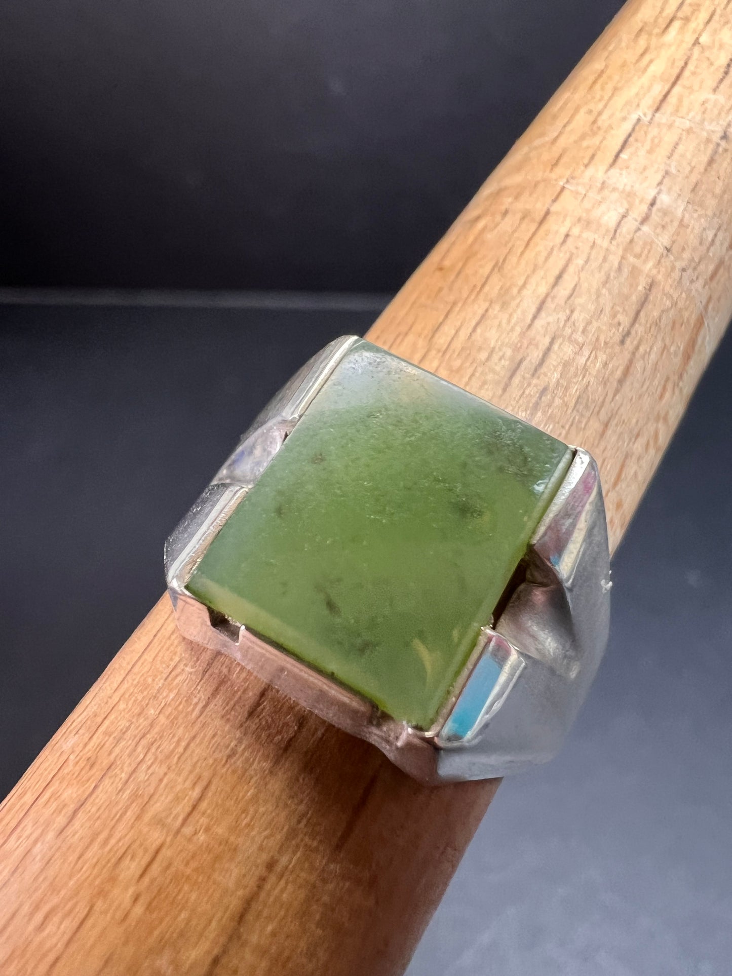 Vintage Nephrite Jade Pa Ha Company Sterling silver ring size 9