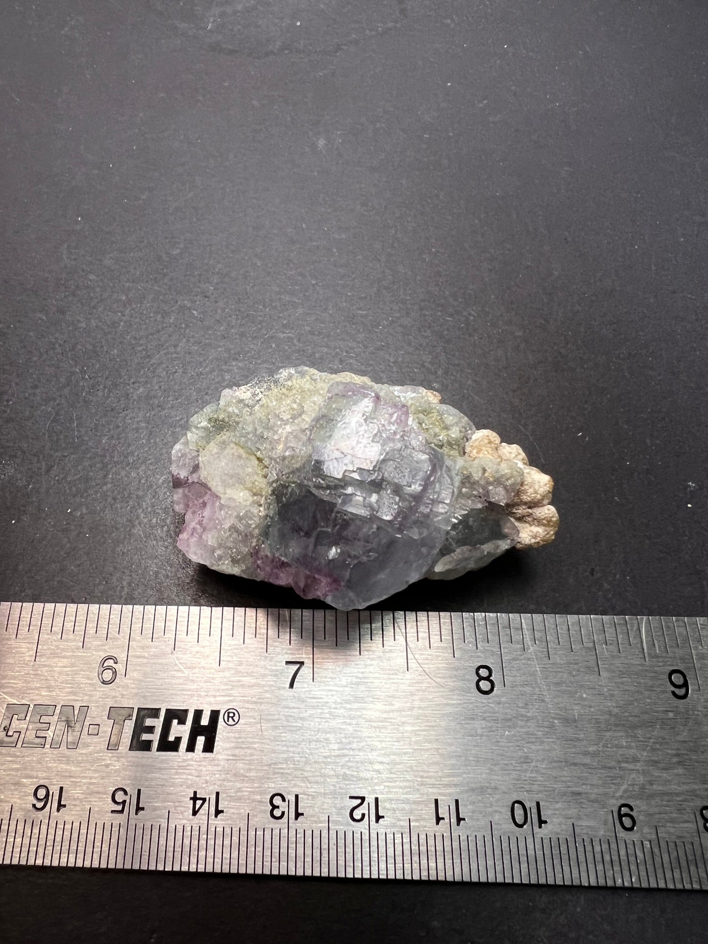 Yaogangxian fluorite specimen