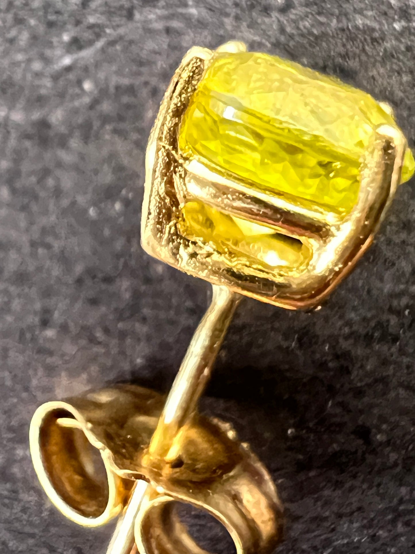 14k yellow gold sava sphene stud earrings