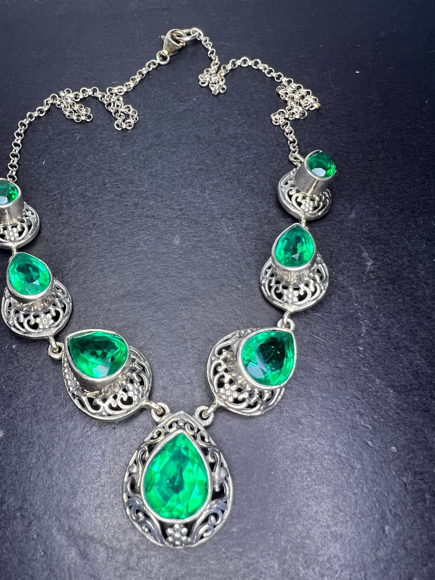 The Green Queen Quartz and sterling silver vintage necklace