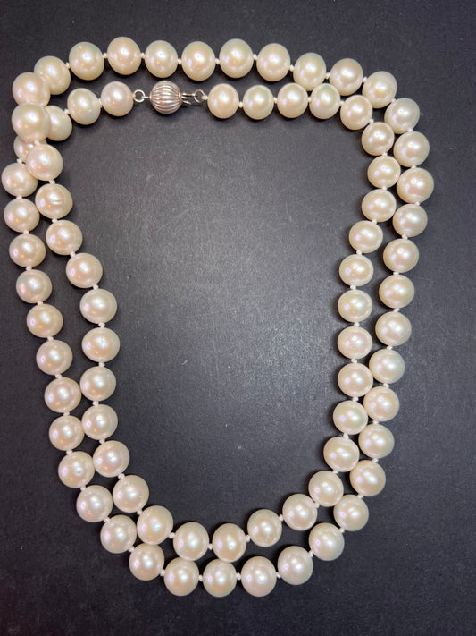 White cultured pearl 36 inch necklace with sterling silver clasp 10-11mm