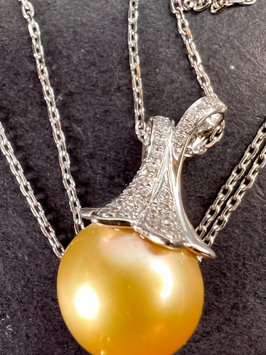 NEW Golden south seas pearl pendant in rhodium over sterling silver with chain