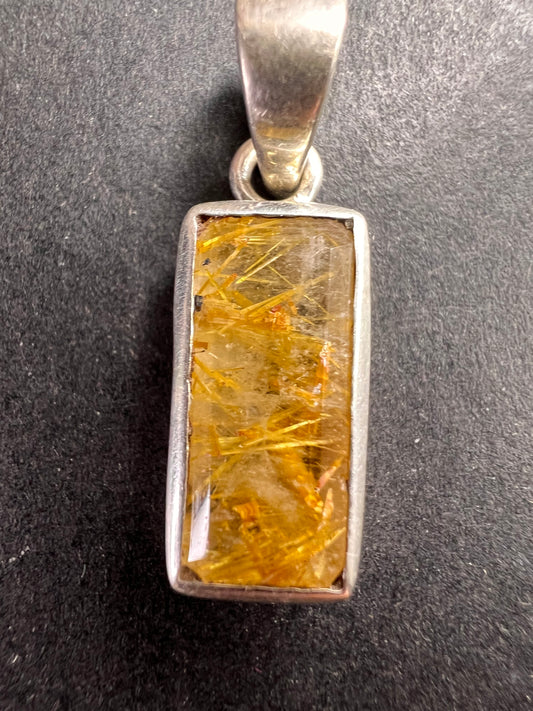 NEW Golden rutile quartz gemstone sterling silver pendant 3 grams