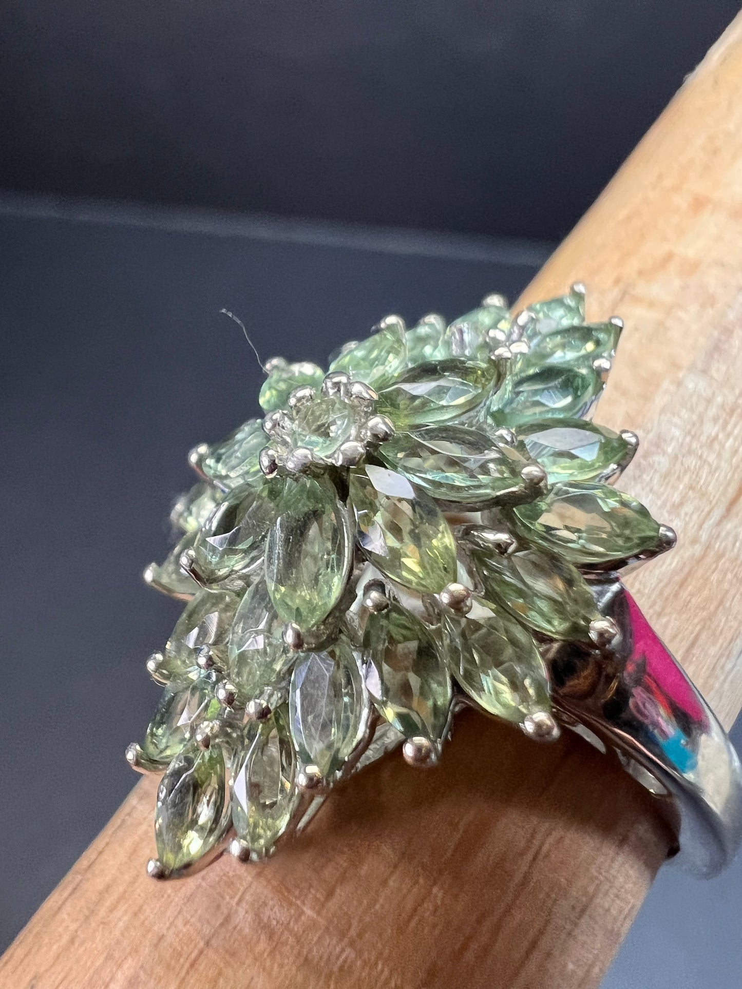 NEW Green apatite floral spray ring in rhodium over sterling silver size 7