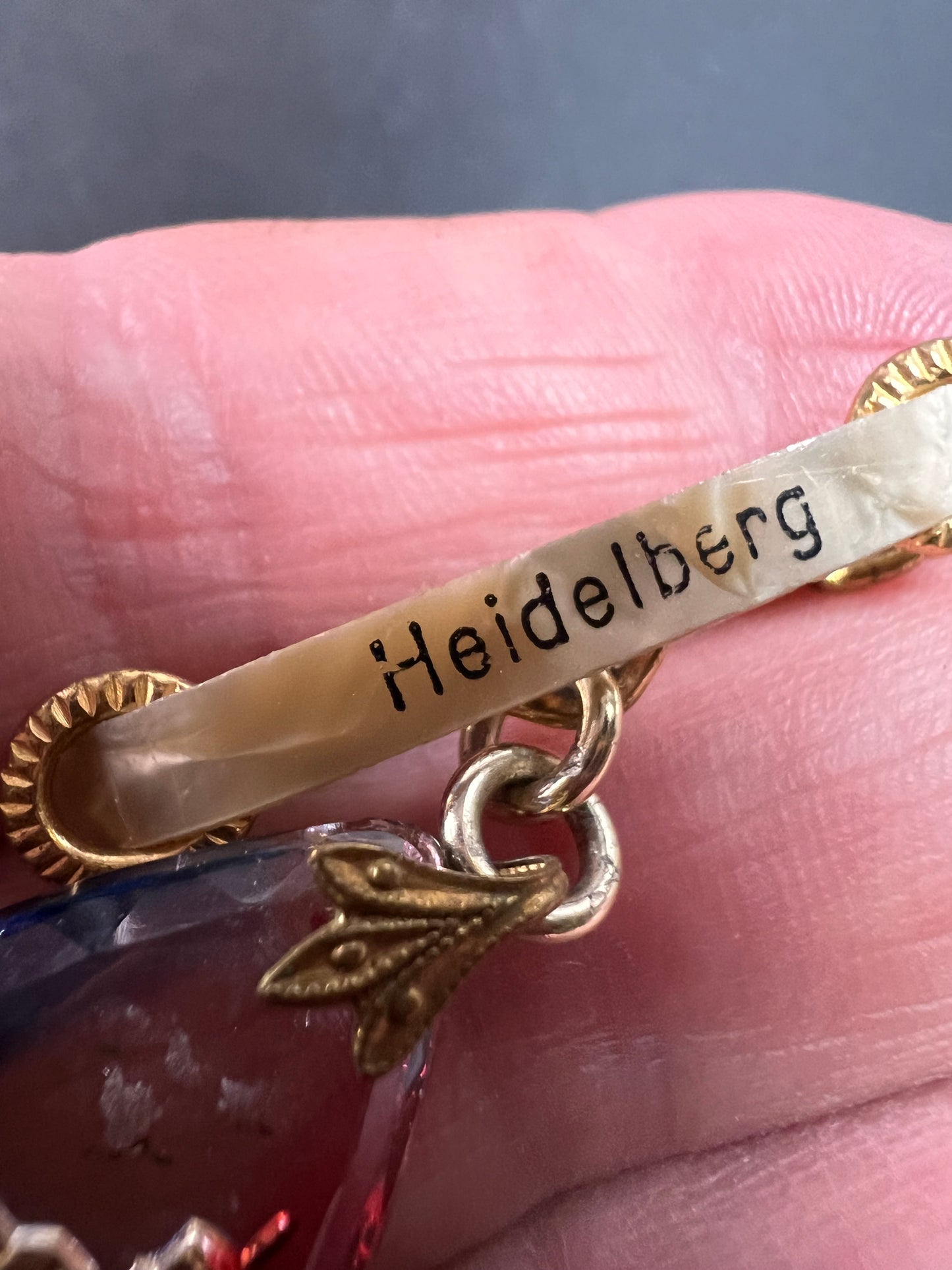 Vintage Heidelberg souvenir brooch pin
