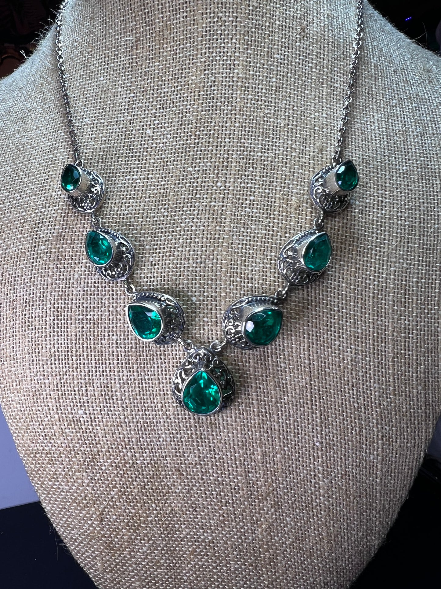 The Green Queen Quartz and sterling silver vintage necklace