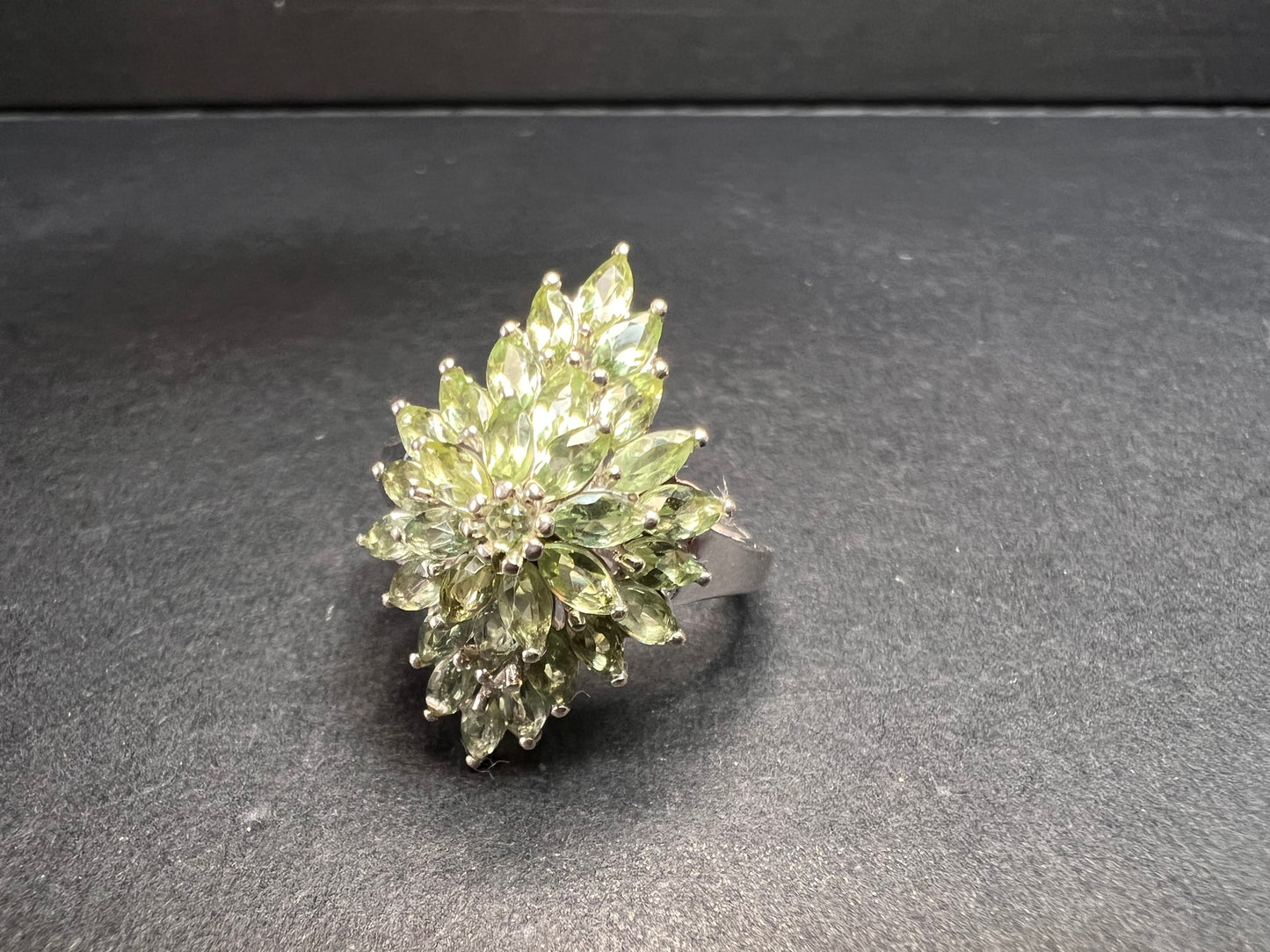 NEW Green apatite floral spray ring in rhodium over sterling silver size 7