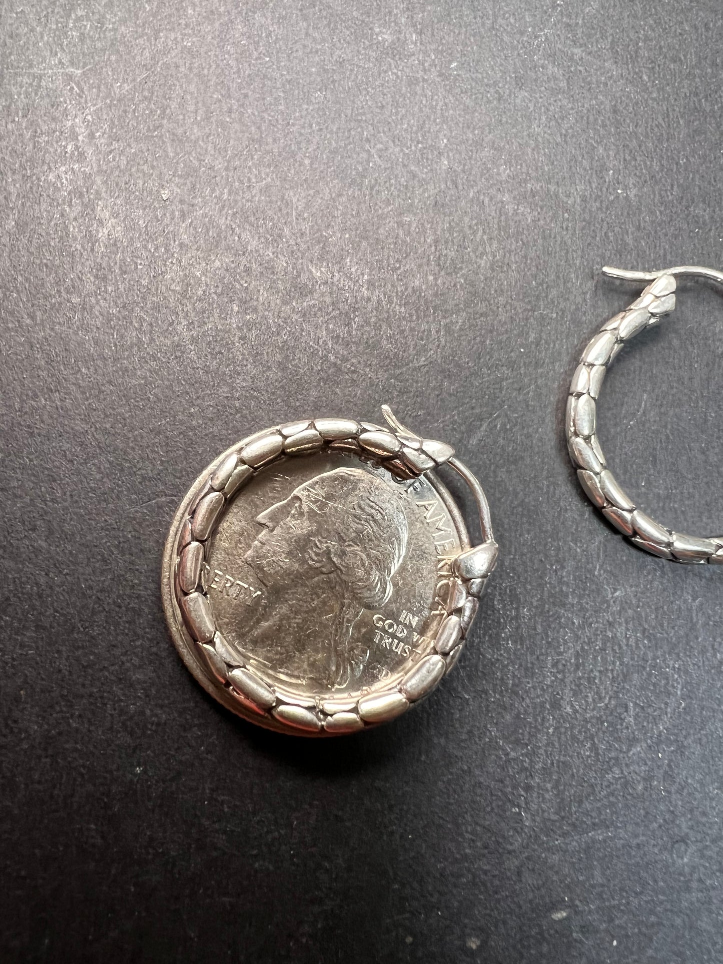 SARDA 925 sterling silver textured hoop earrings