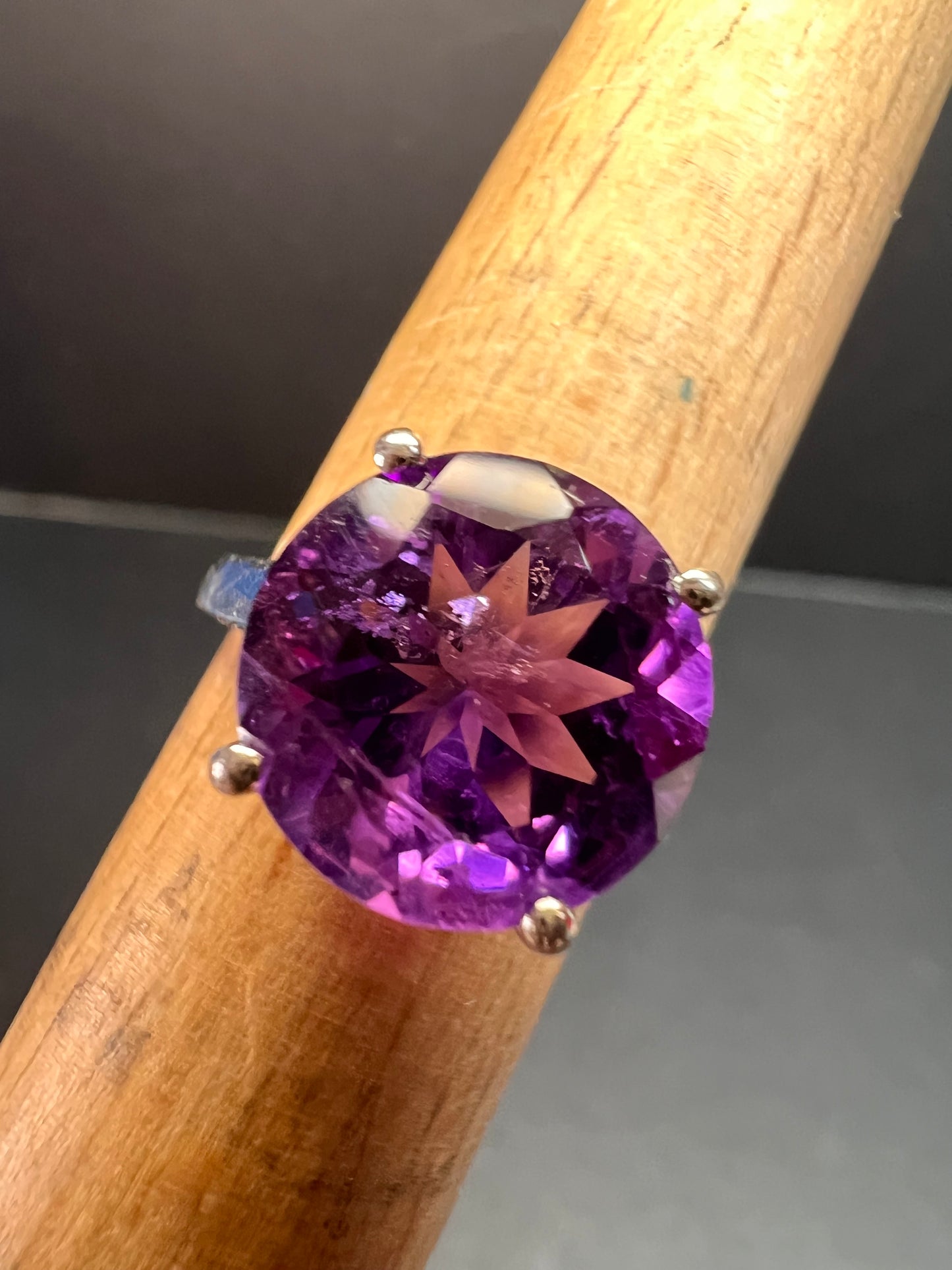 Vintage Samuel Aaron amethyst solitaire sterling silver ring size 7