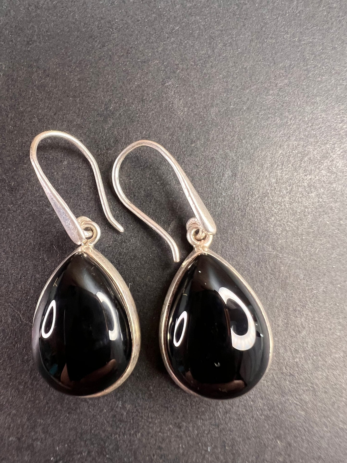 NEW Black onyx sterling silver teardrop earrings 8.12 grams