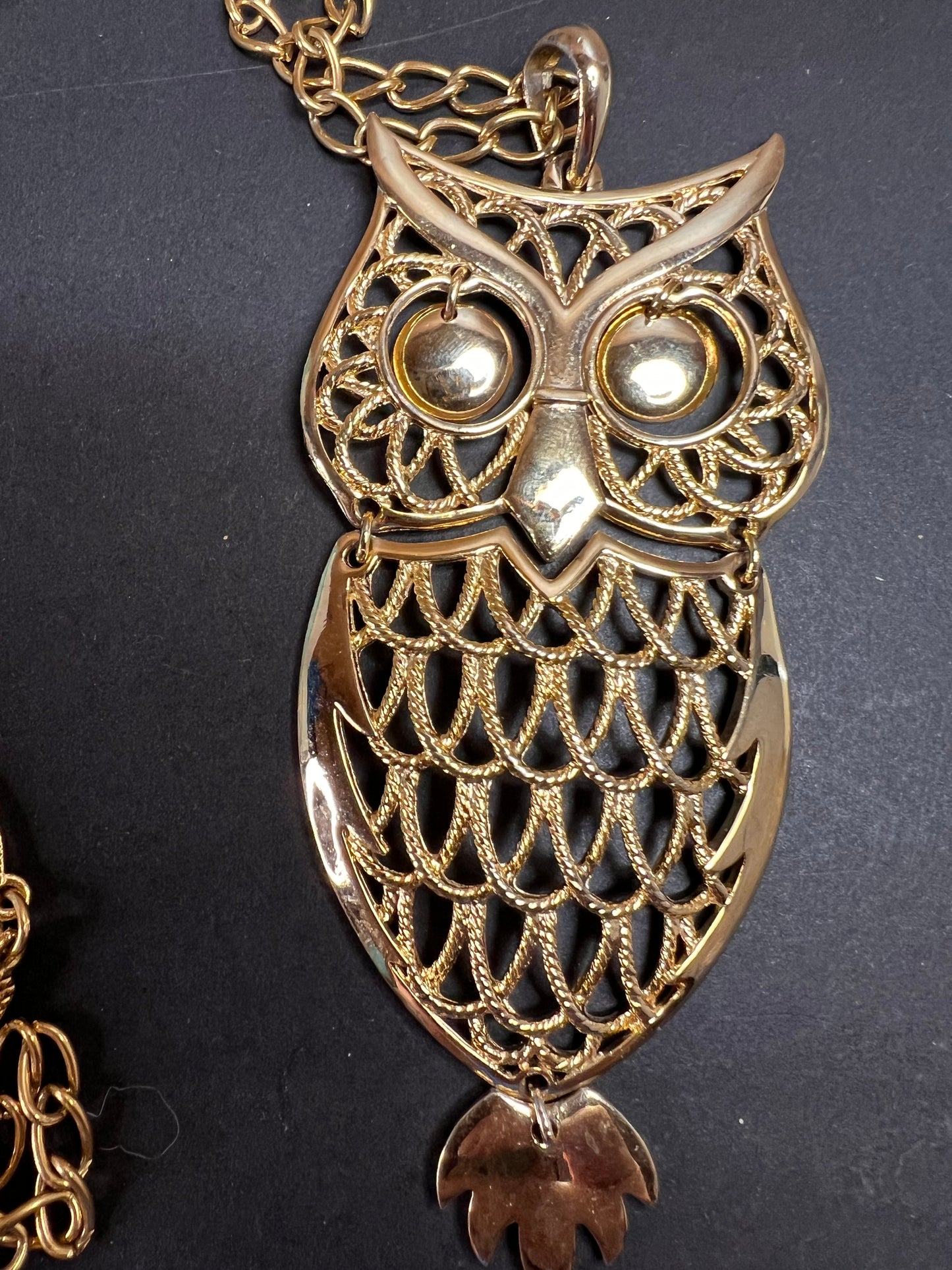 Vintage gold tone owl necklace