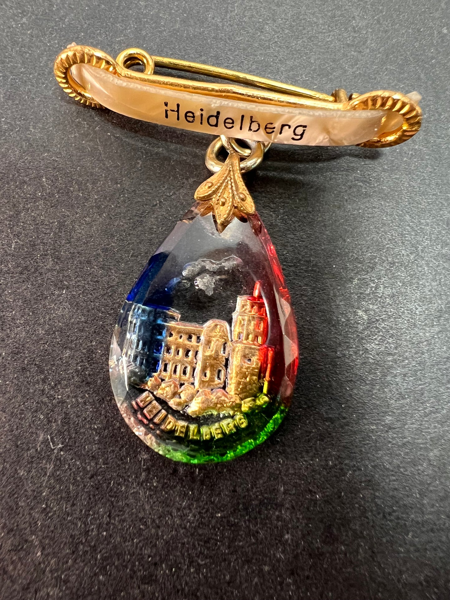 Vintage Heidelberg souvenir brooch pin