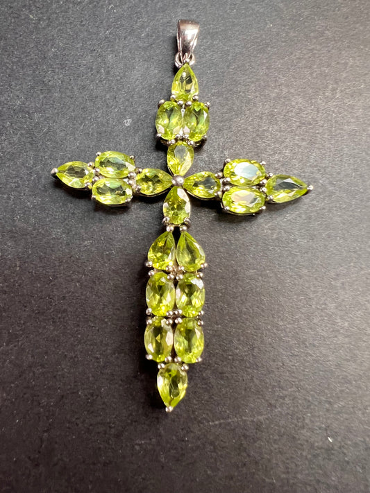 Peridot gemstone sterling silver cross pendant