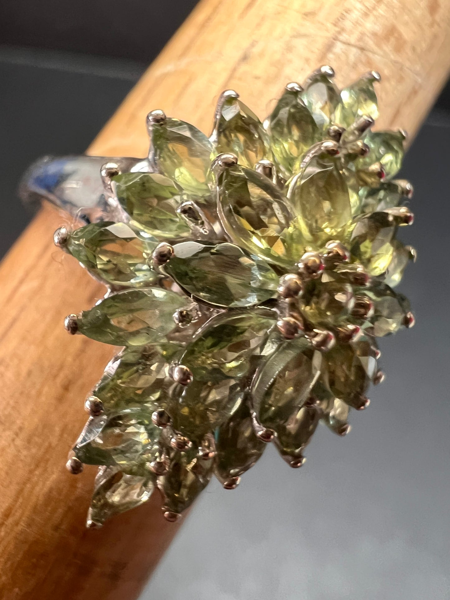 NEW Green apatite floral spray ring in rhodium over sterling silver size 7