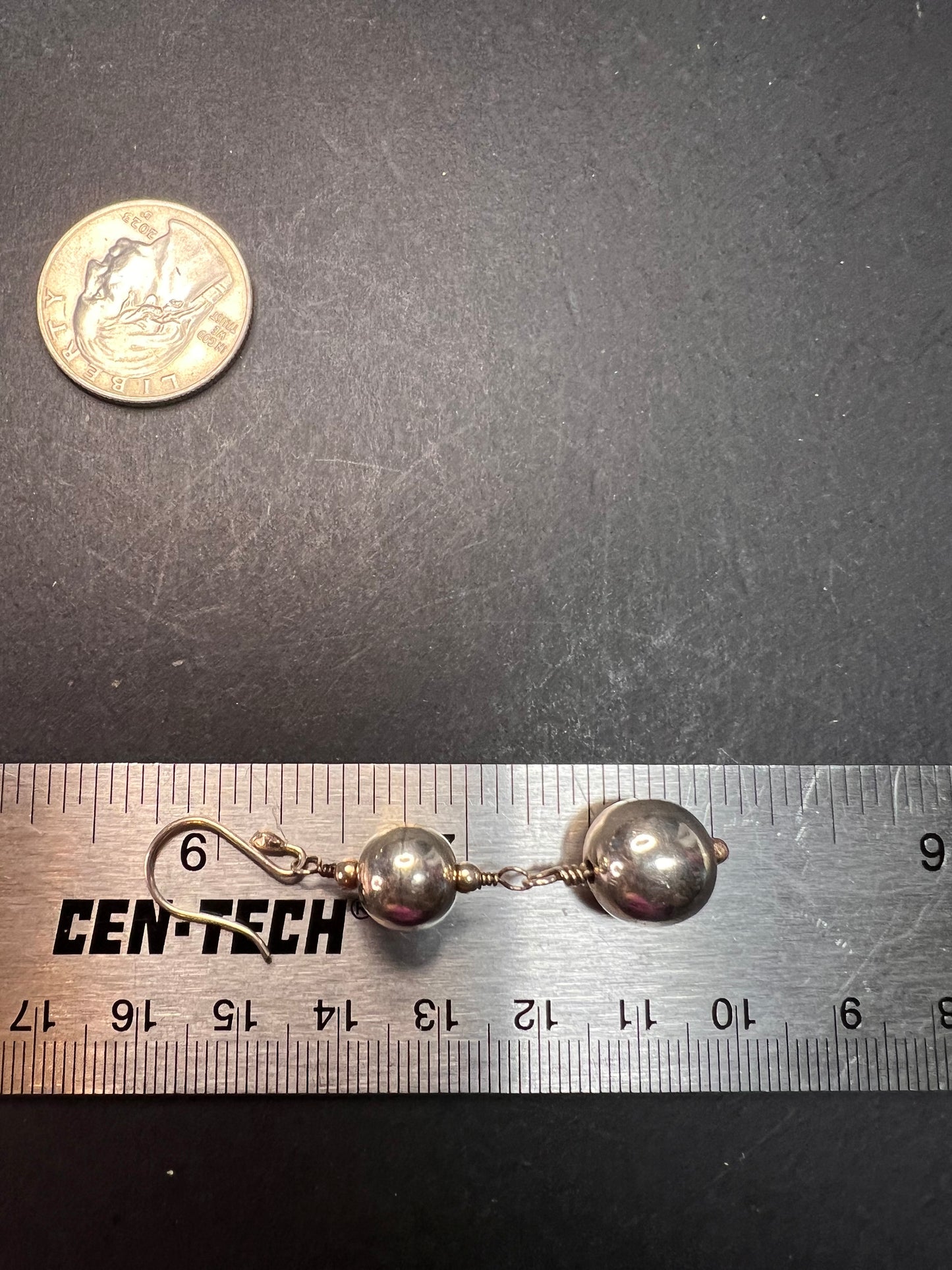 Vintage sterling silver graduated ball dangling earrings