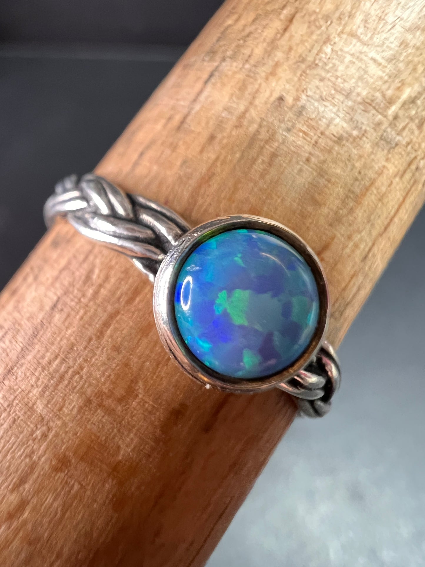 Sterling Silver Braided Band Ring with Lab Opal – Size 9