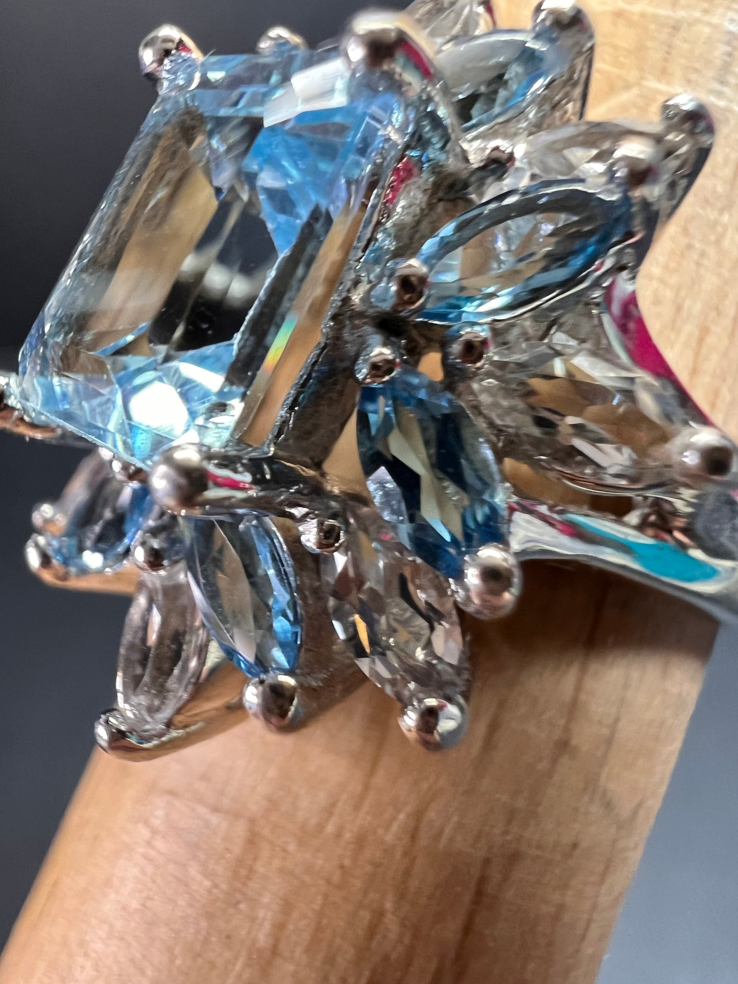 Vintage Sky blue and white topaz sterling silver ring size 8
