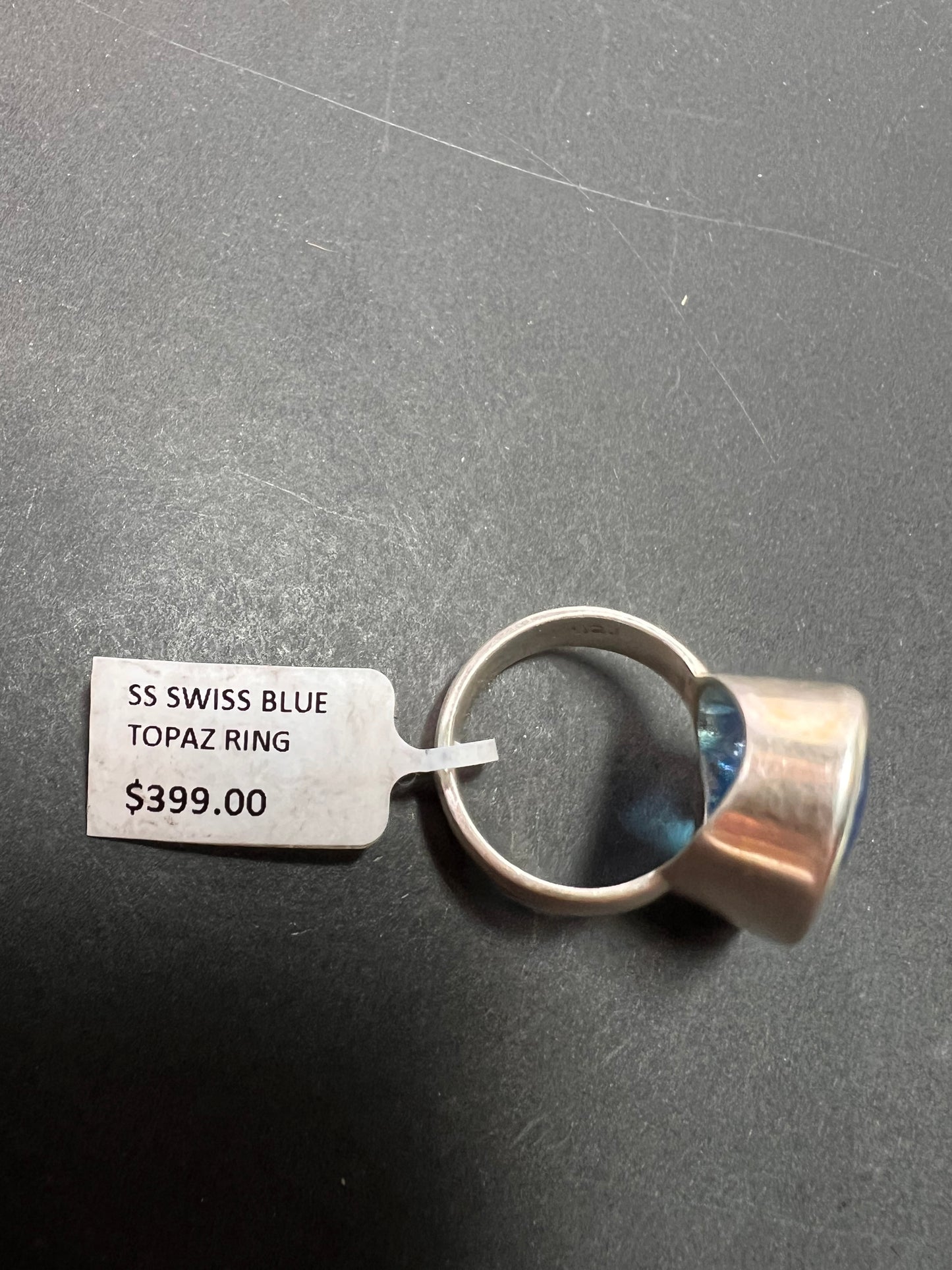 NEW Swiss Blue Topaz sterling silver ring size 7. 11.79 grams