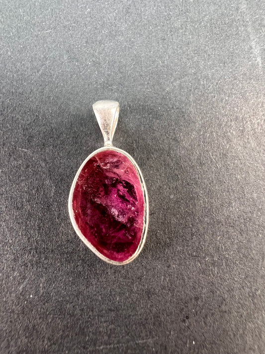 NEW Pink tourmaline sterling silver pendant 1.24 grams