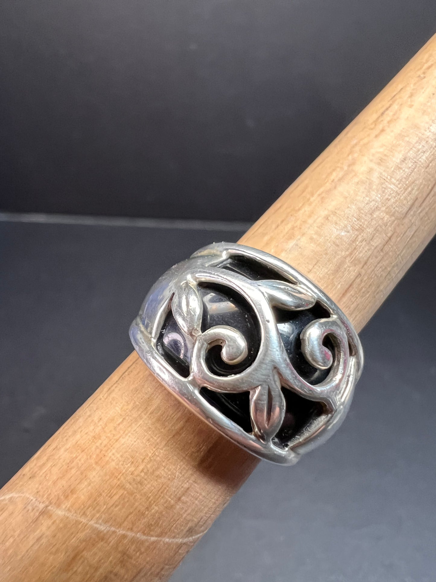 Vintage sterling silver black onyx ring size 5