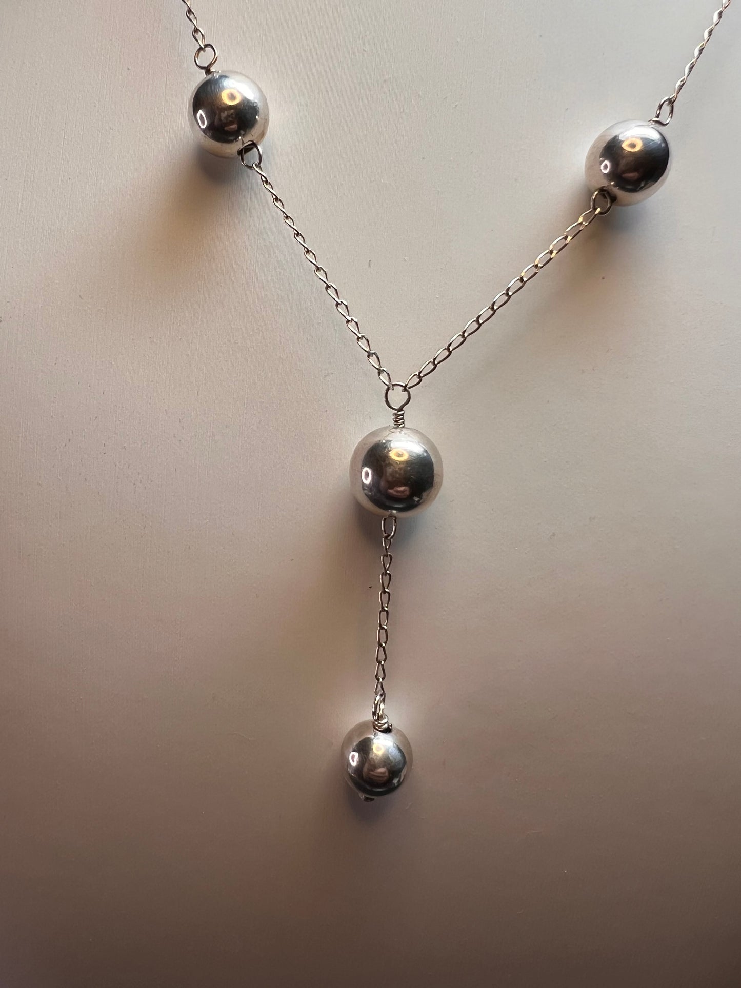 Vintage sterling silver Y drop station ball necklace