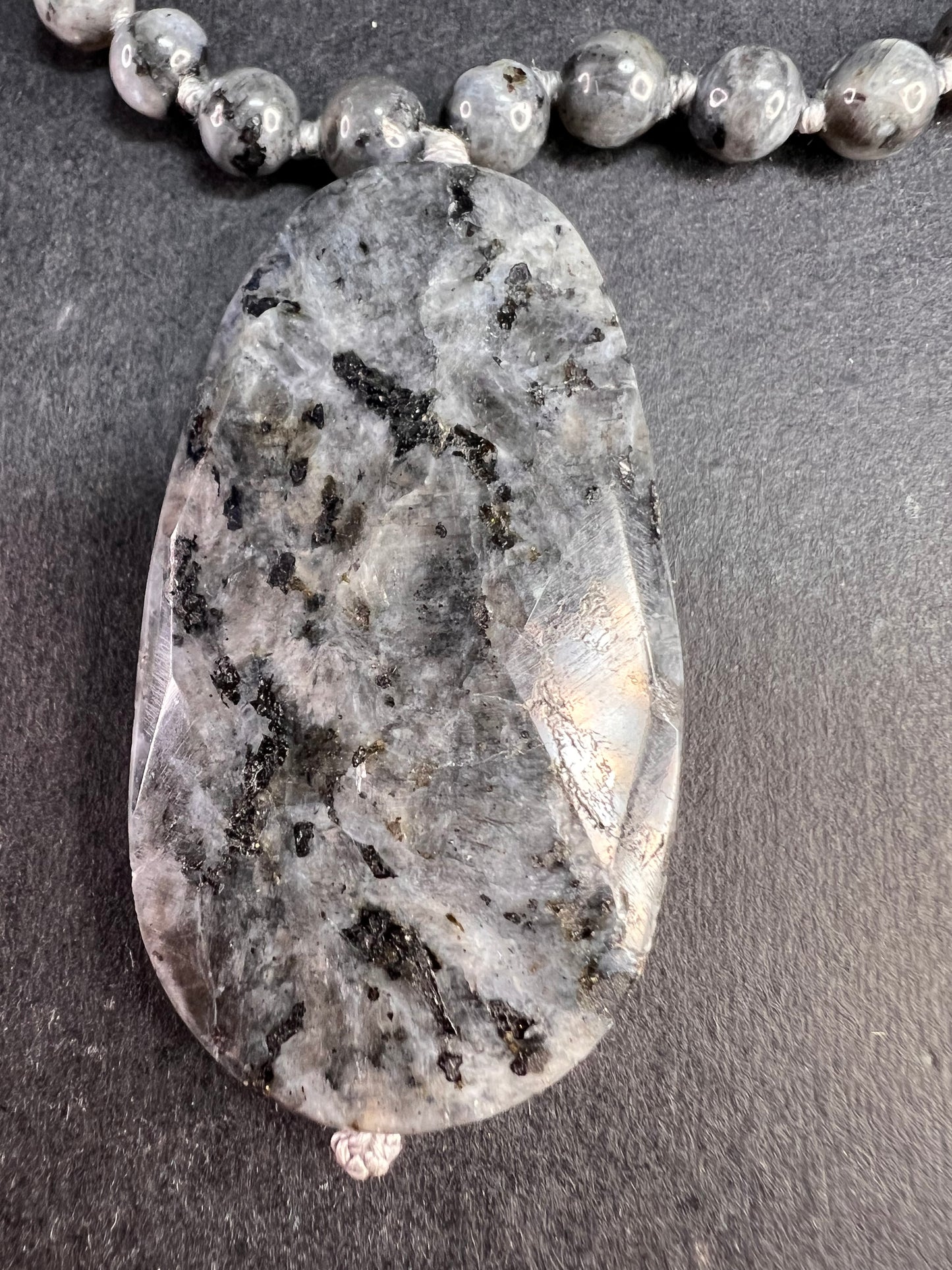 NEW Larvakite 30 inch necklace with pendant