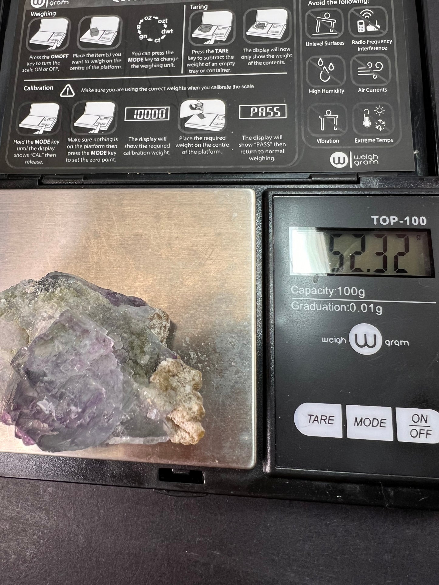 Yaogangxian fluorite specimen