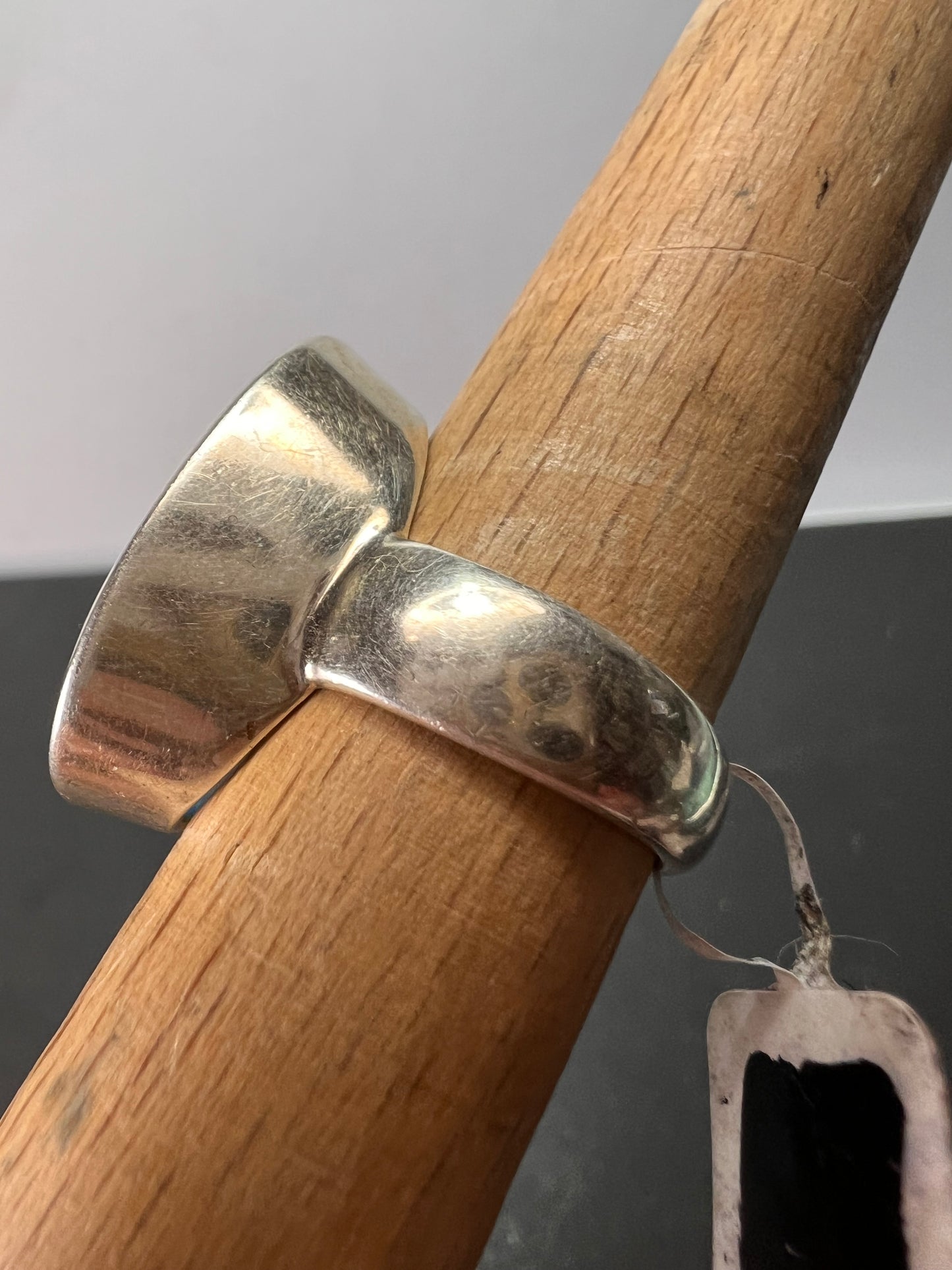 NEW Swiss Blue Topaz sterling silver ring size 7. 11.79 grams