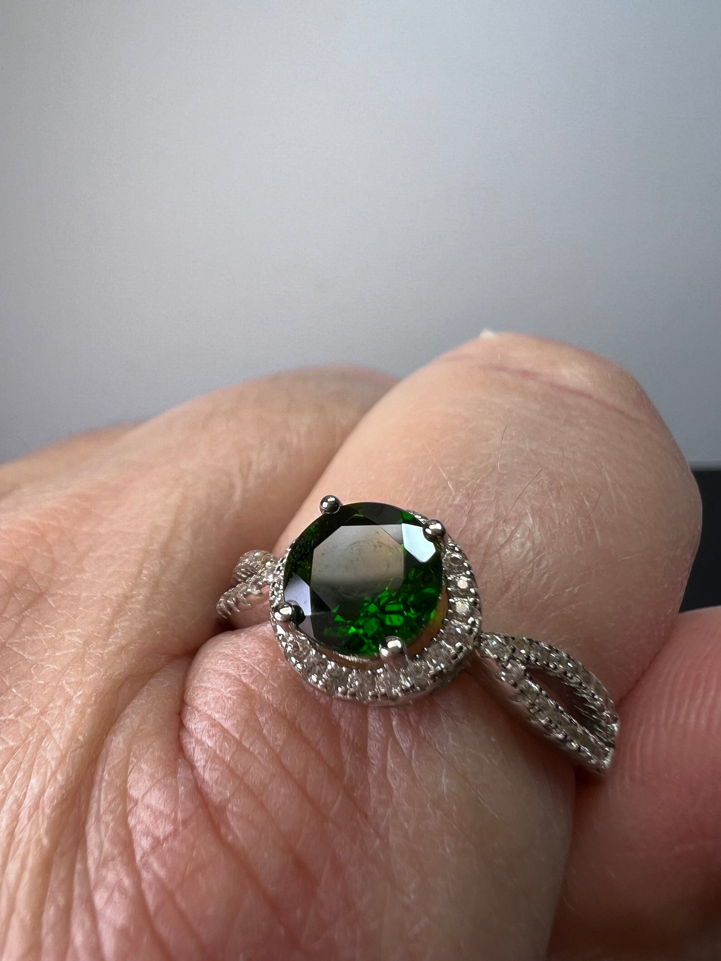 Chrome diopside rhodium over sterling silver halo ring size 9