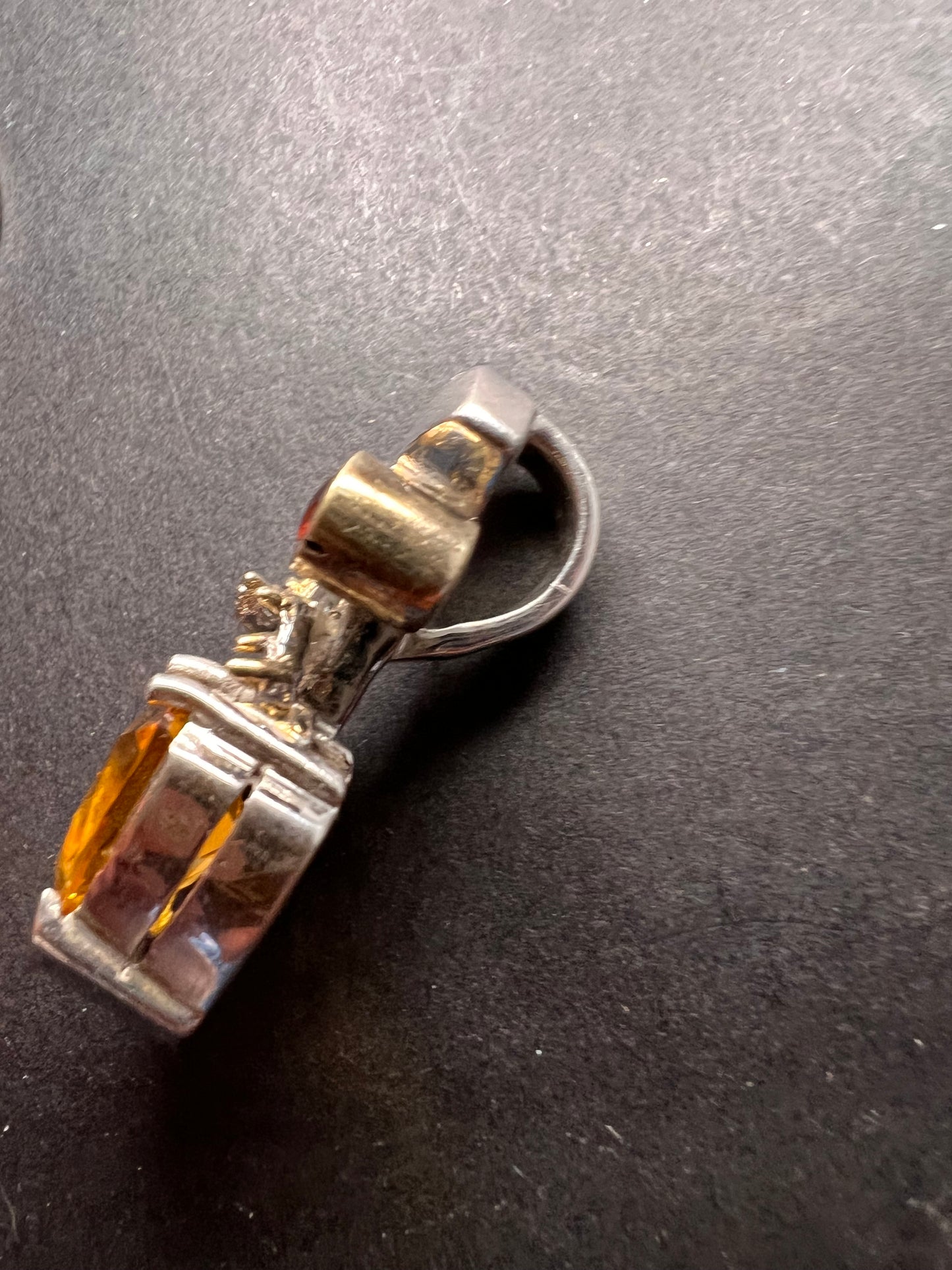 Vintage trillium citrine and garnet two toned 925 pendant