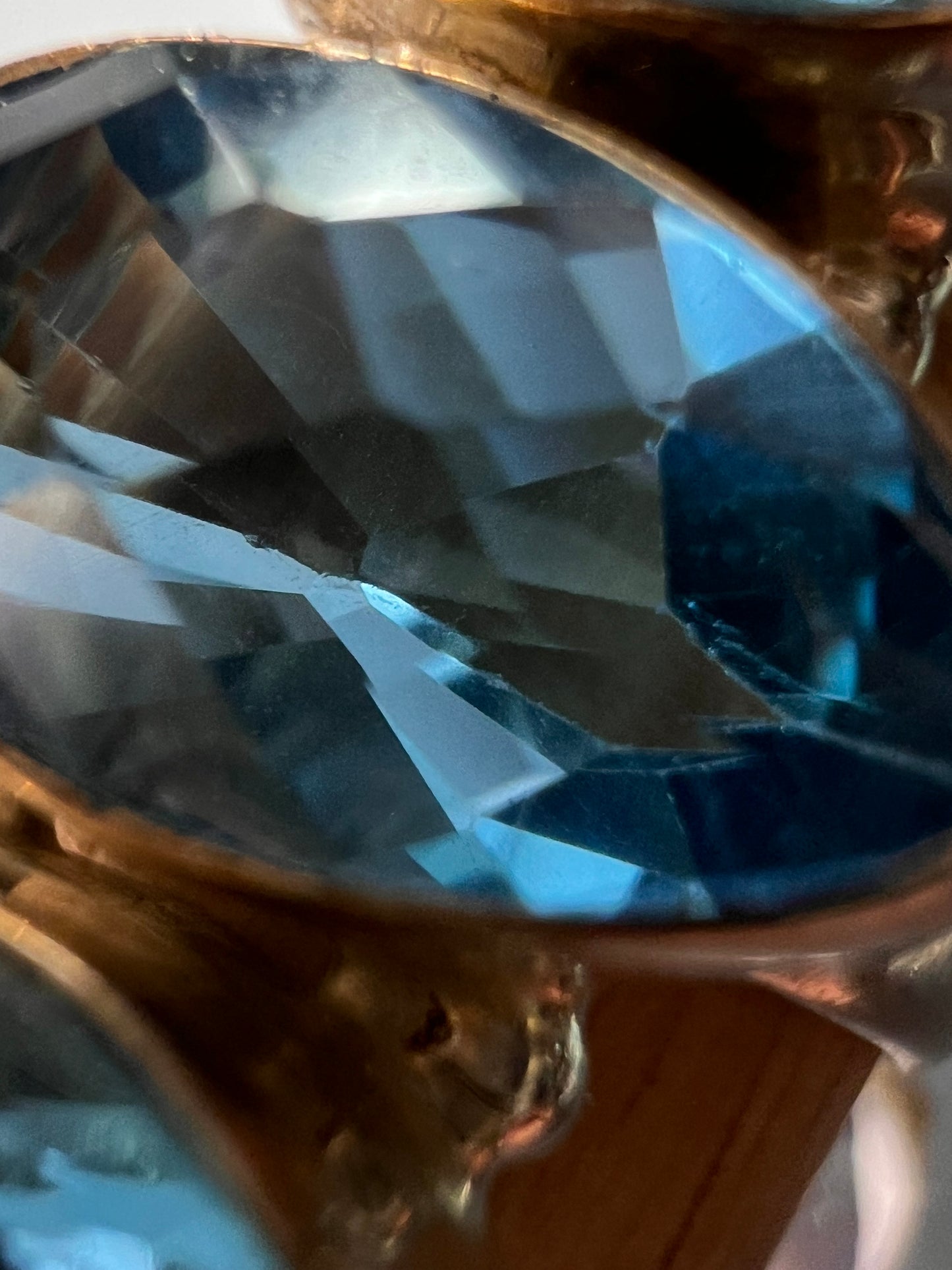 NEW Blue topaz triple stone sterling silver ring size 6 / 6.39 grams