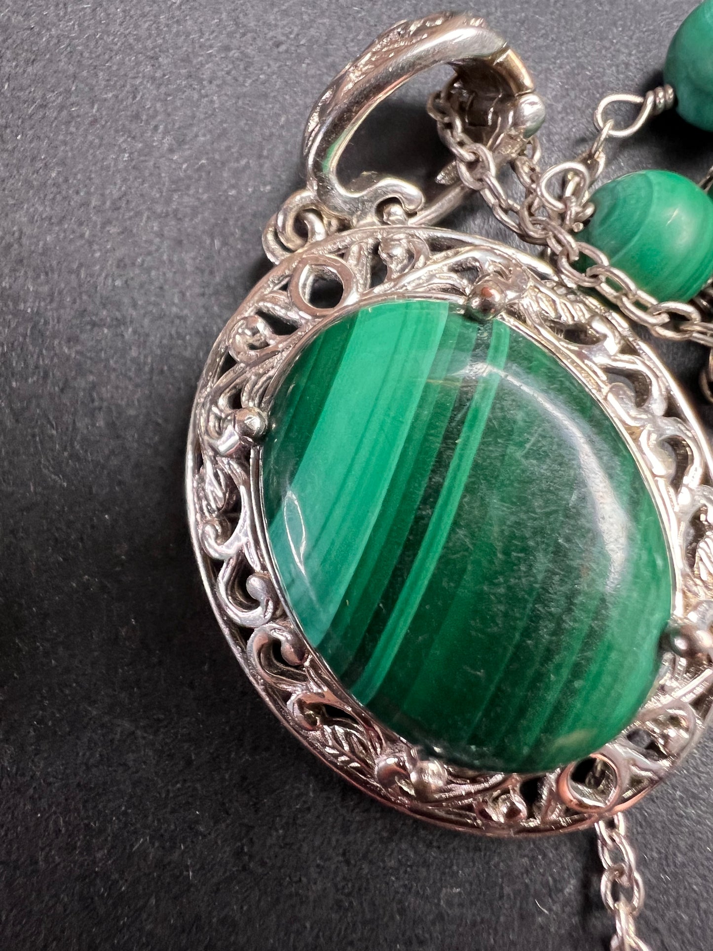 Karis African malachite 18 inch necklace in platinum bond