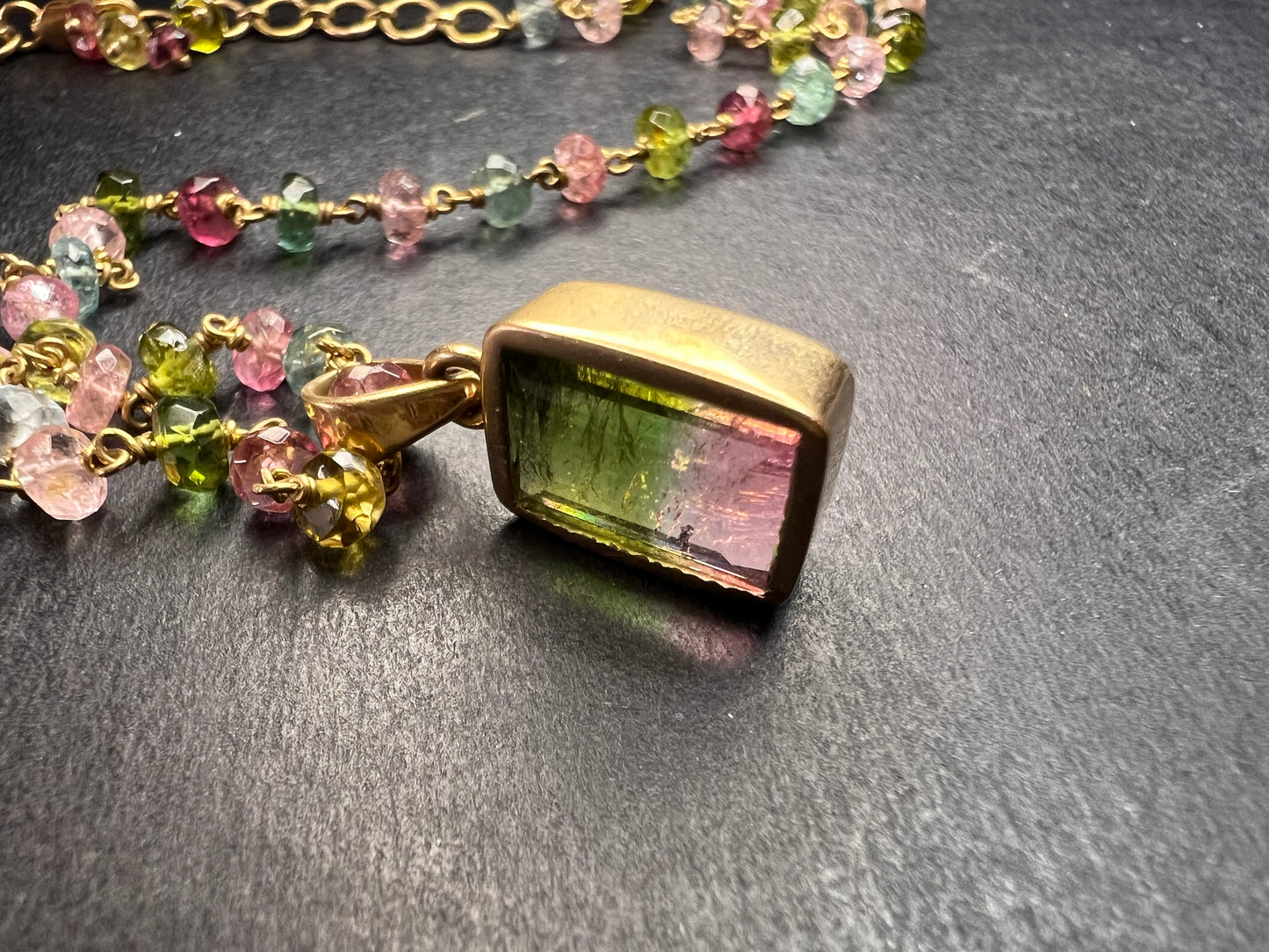 Vintage 14k & 18k gold watermelon tourmaline pendant necklace