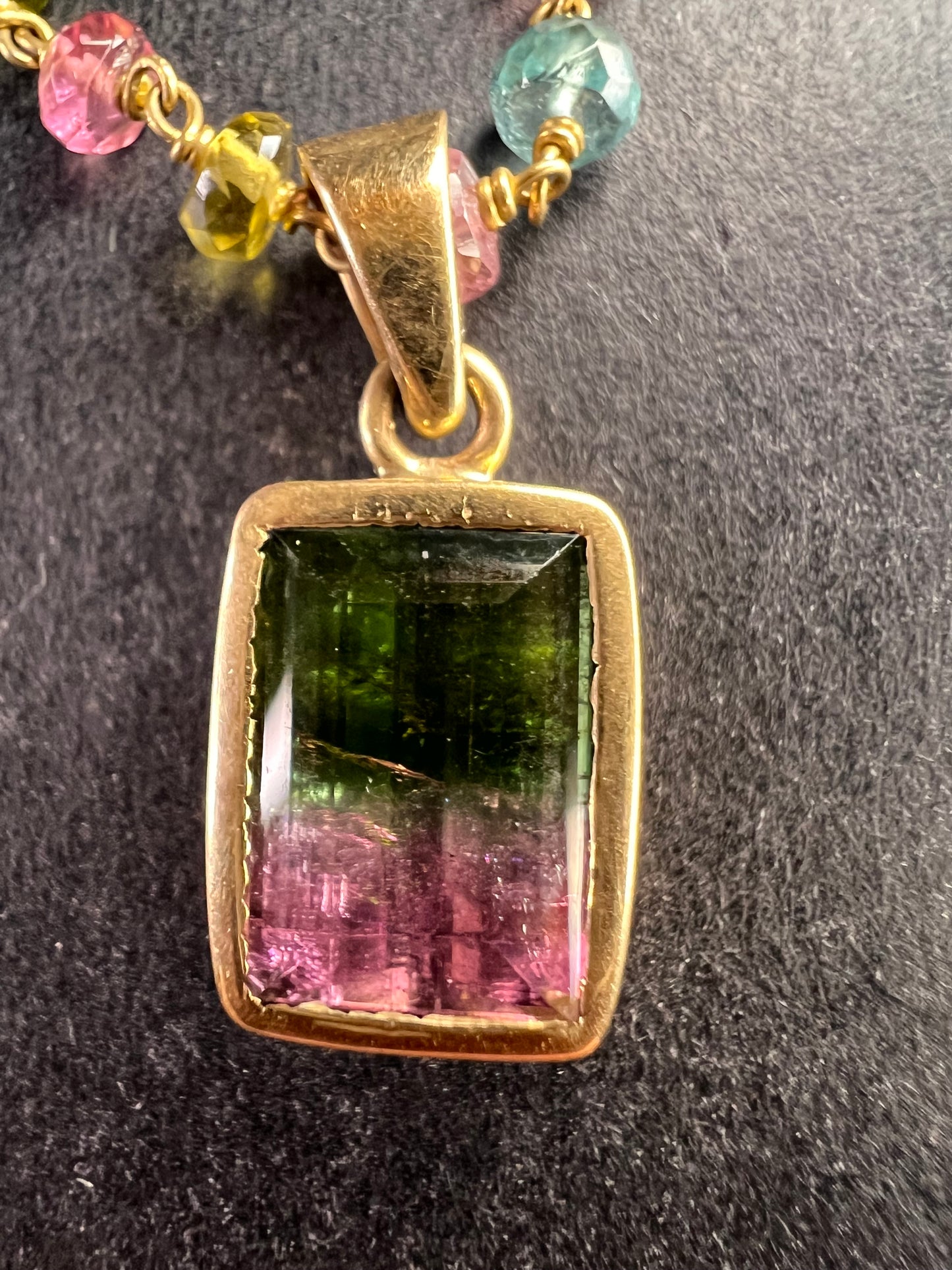 Vintage 14k & 18k gold watermelon tourmaline pendant necklace