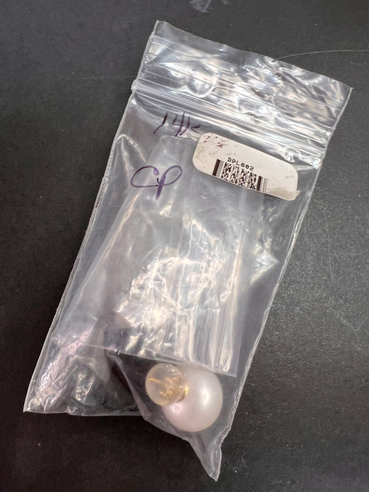 NEW 14k solid gold freshwater pearl stud earrings