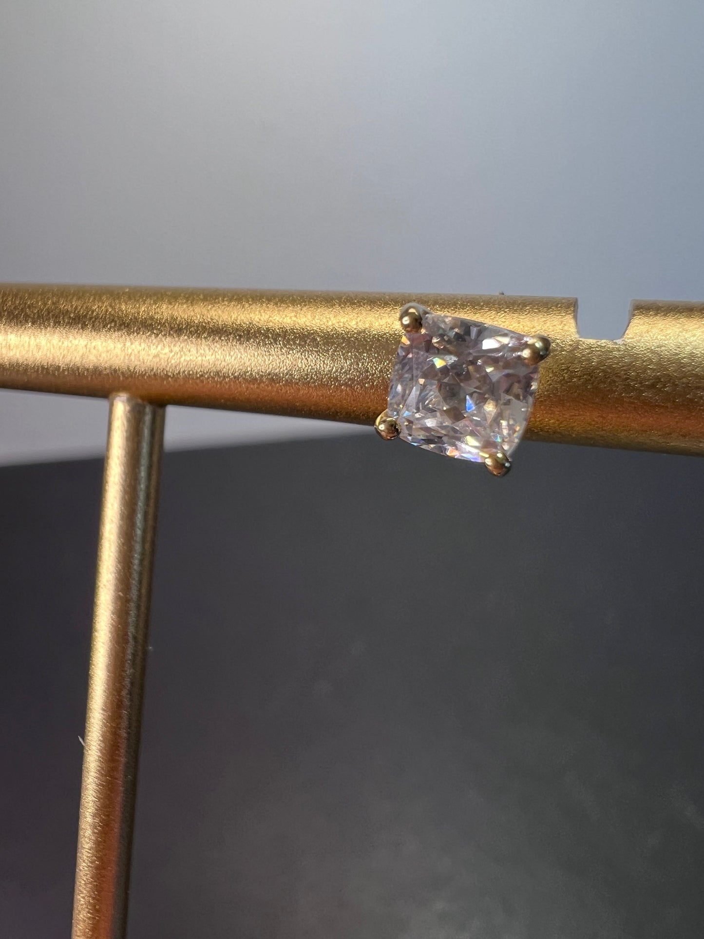 10k yellow gold princess cut cubic zirconia stud earrings