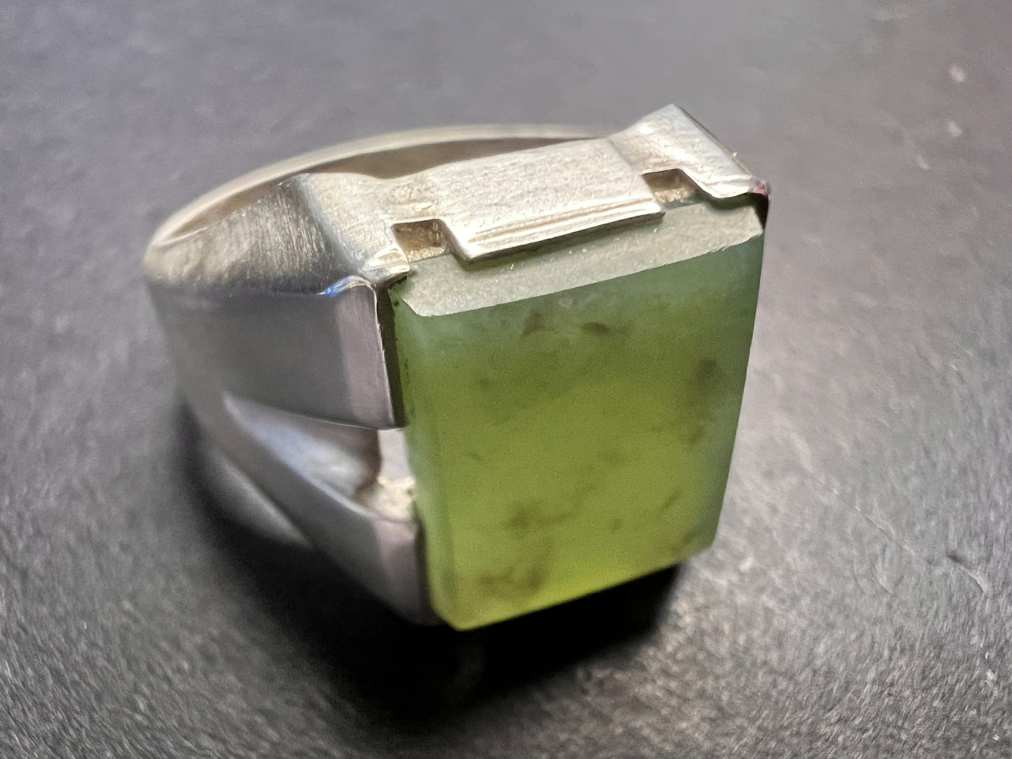 Vintage Nephrite Jade Pa Ha Company Sterling silver ring size 9