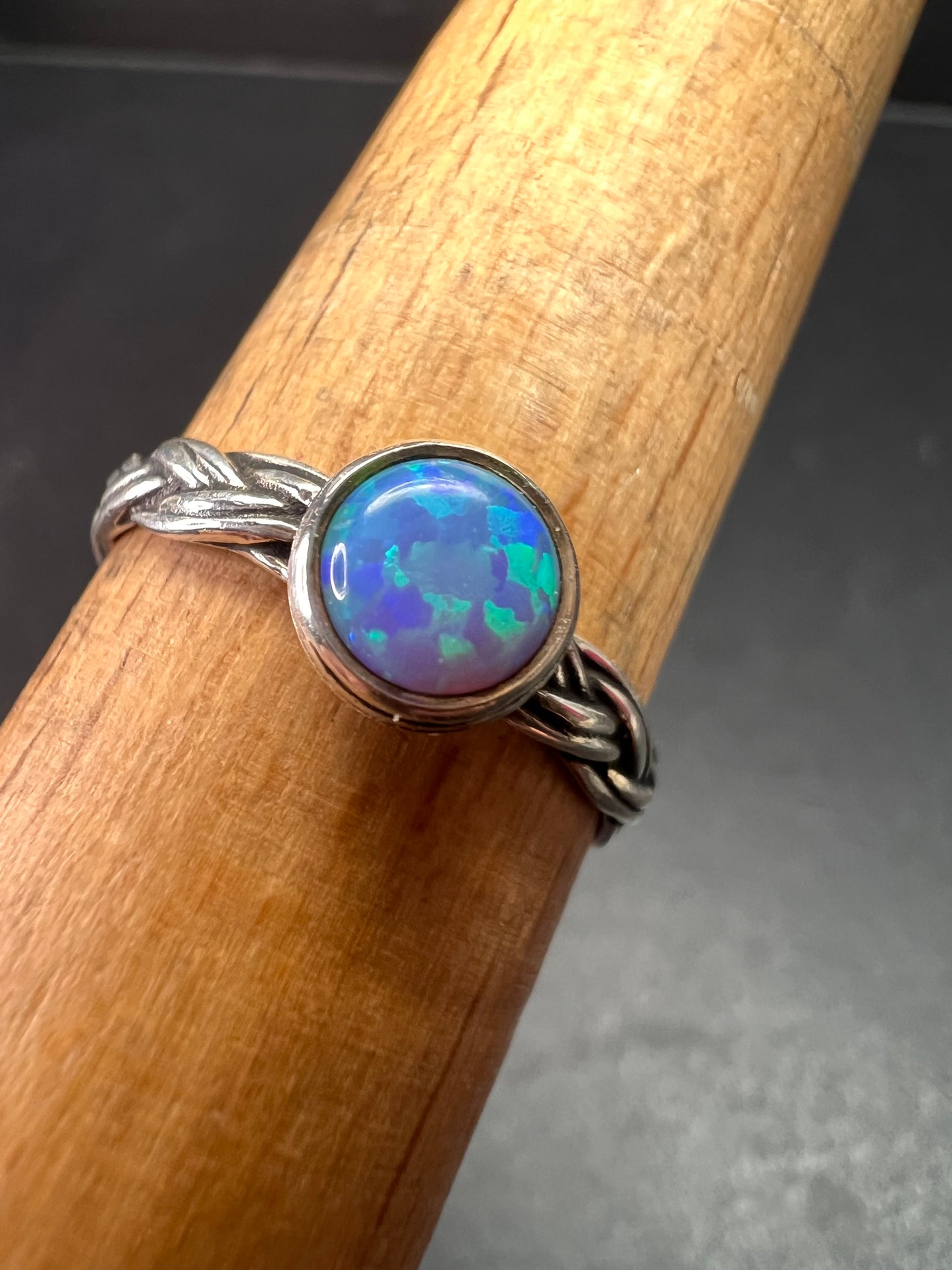 Sterling Silver Braided Band Ring with Lab Opal – Size 9