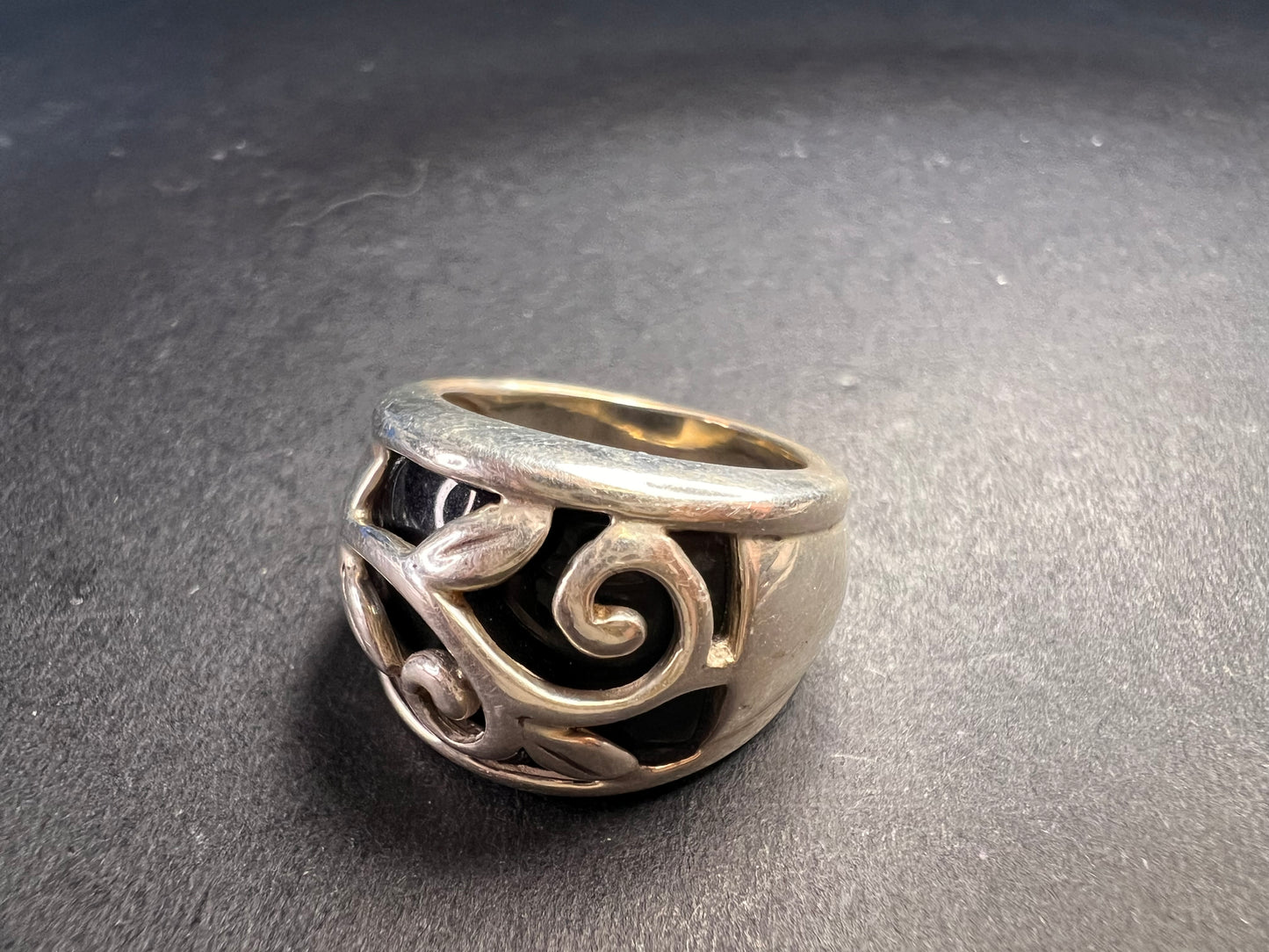 Vintage sterling silver black onyx ring size 5
