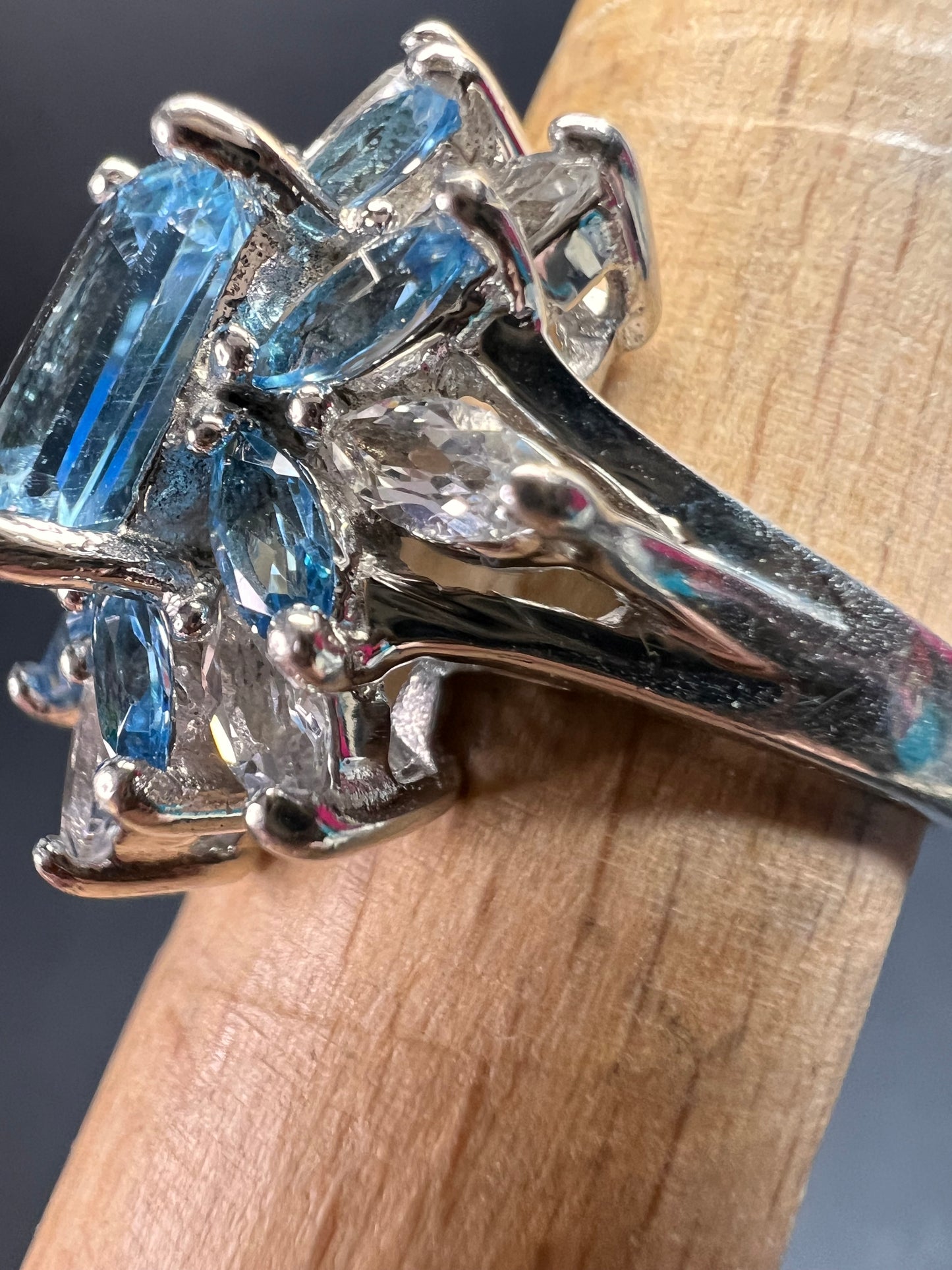 Vintage Sky blue and white topaz sterling silver ring size 8