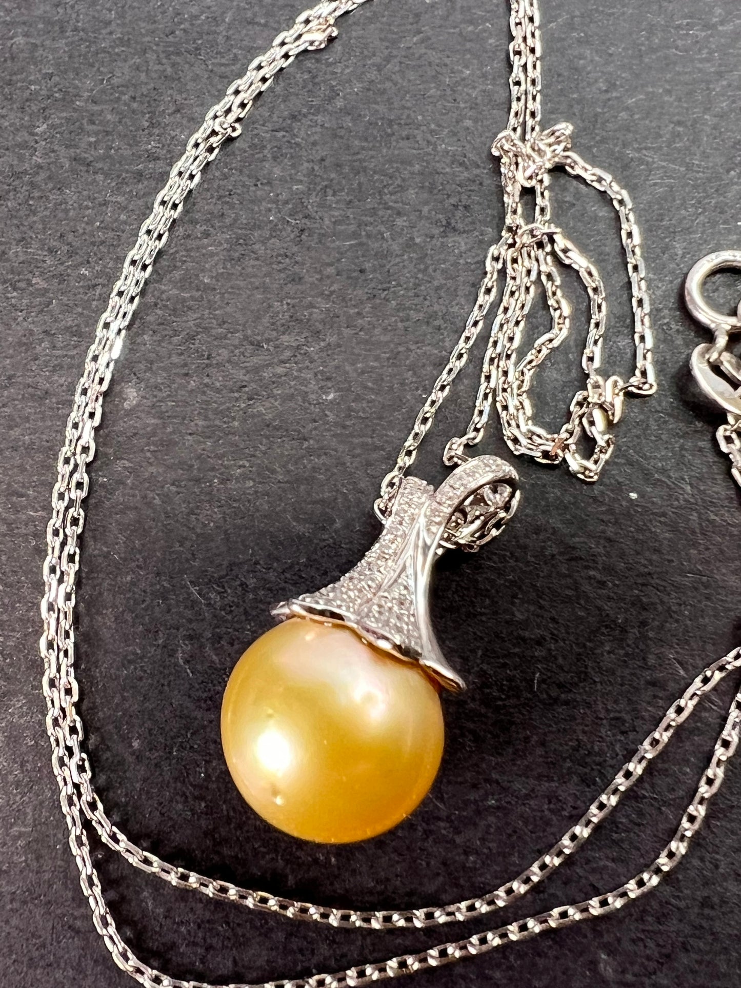 NEW Golden south seas pearl pendant in rhodium over sterling silver with chain