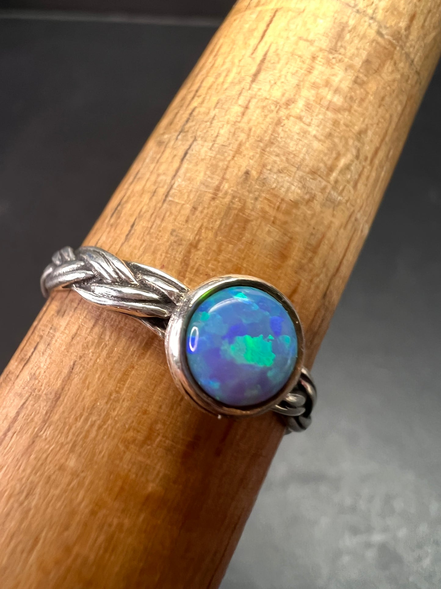 Sterling Silver Braided Band Ring with Lab Opal – Size 9