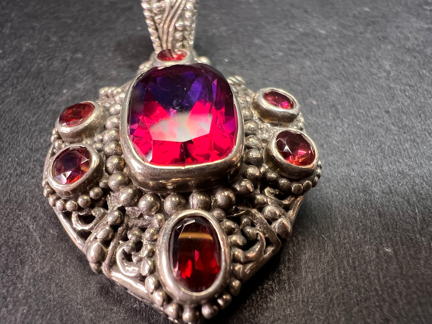 Sarda Sterling Silver Mystic Crimson Quartz Pendant – Handcrafted Balinese 925